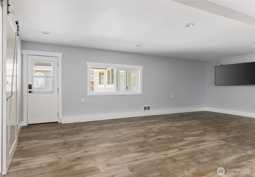 Property photo for 2735 Evening Glory Court, Clinton photo 26