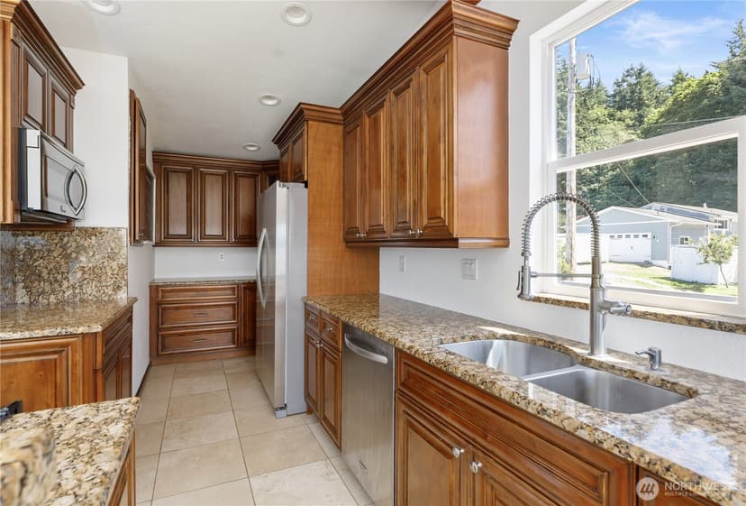Property photo for 2735 Evening Glory Court, Clinton photo 13