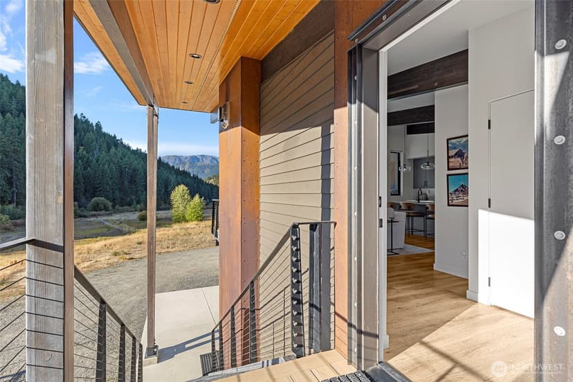 Property photo for 10695 Eagle Creek Road, Leavenworth photo 5