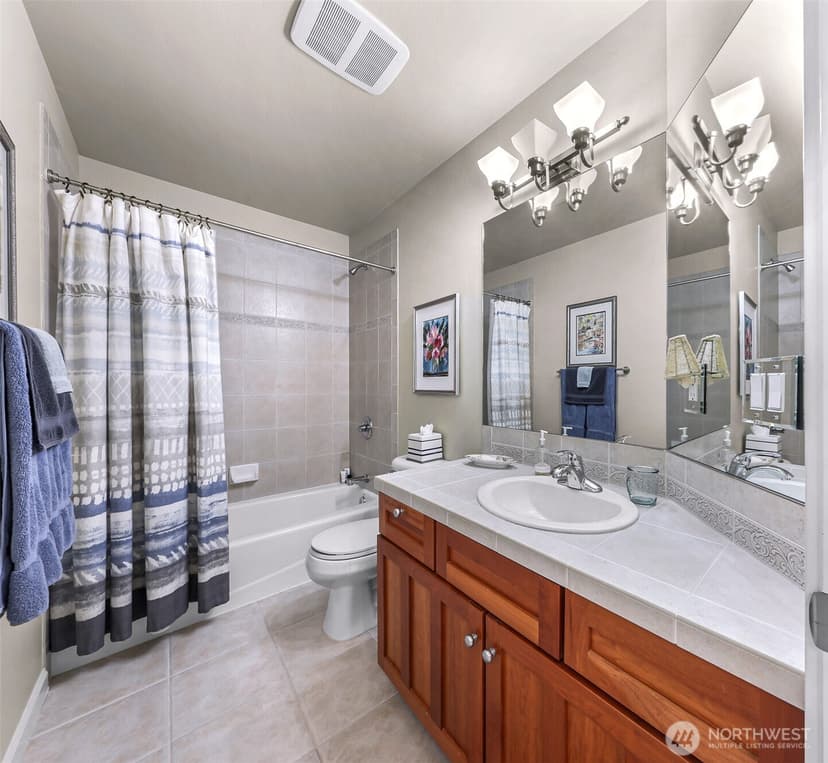 Property photo for 18210 218th Avenue NE, Woodinville photo 28