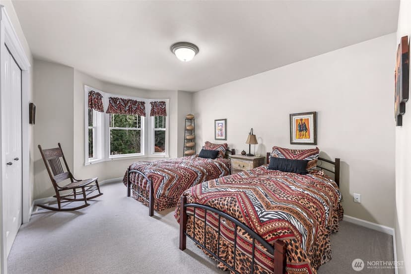 Property photo for 18210 218th Avenue NE, Woodinville photo 24