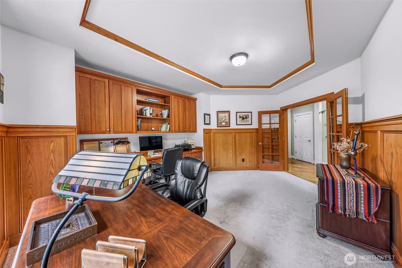 Property photo for 18210 218th Avenue NE, Woodinville photo 17