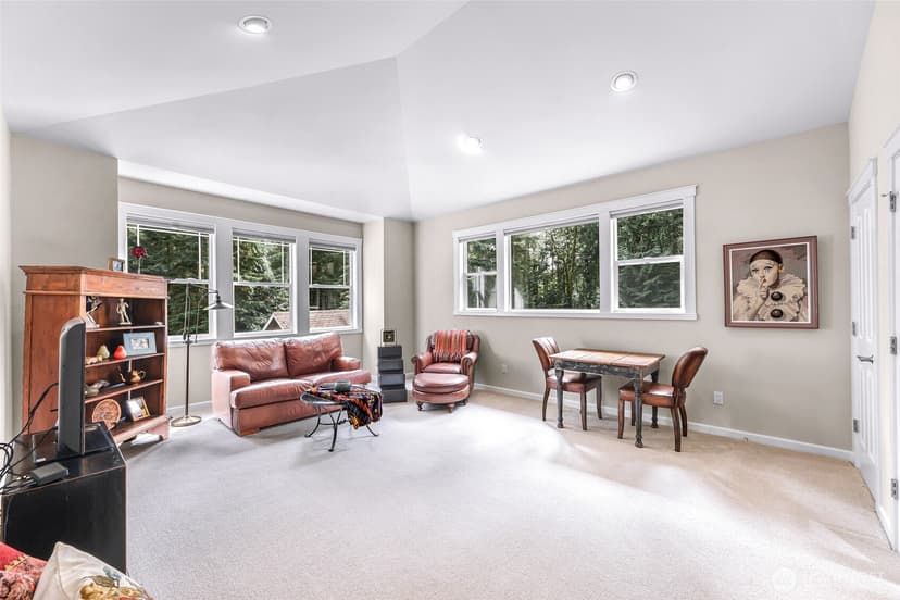 Property photo for 18210 218th Avenue NE, Woodinville photo 29
