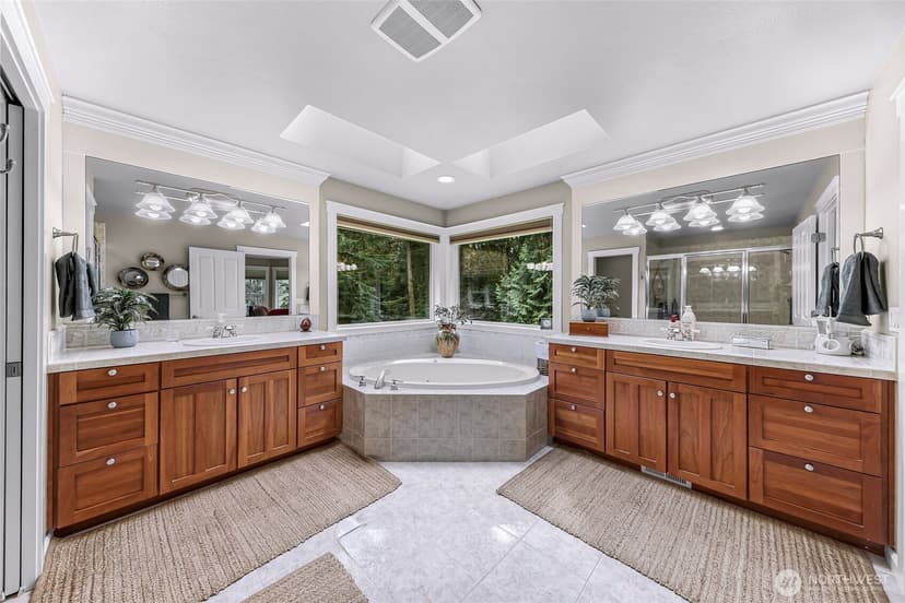 Property photo for 18210 218th Avenue NE, Woodinville photo 21
