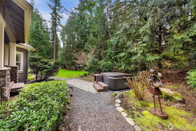 Property photo for 18210 218th Avenue NE, Woodinville photo 36