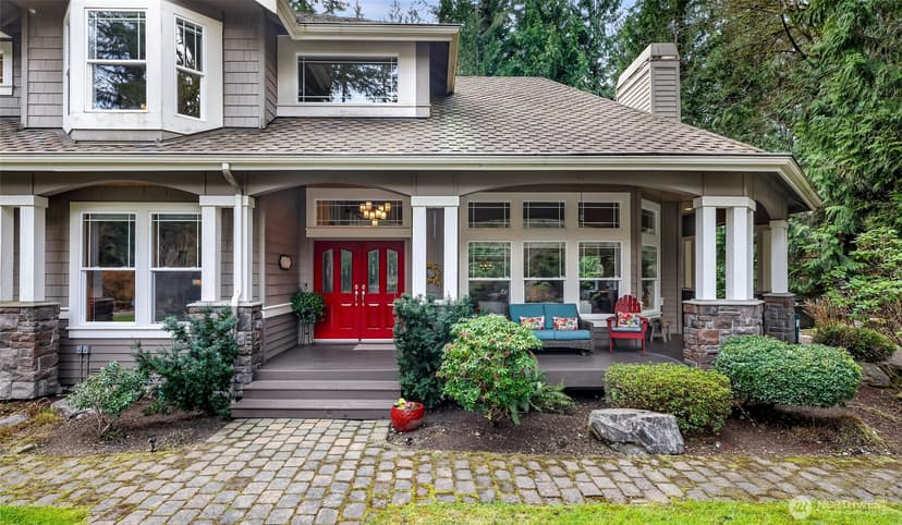 Property photo for 18210 218th Avenue NE, Woodinville photo 3