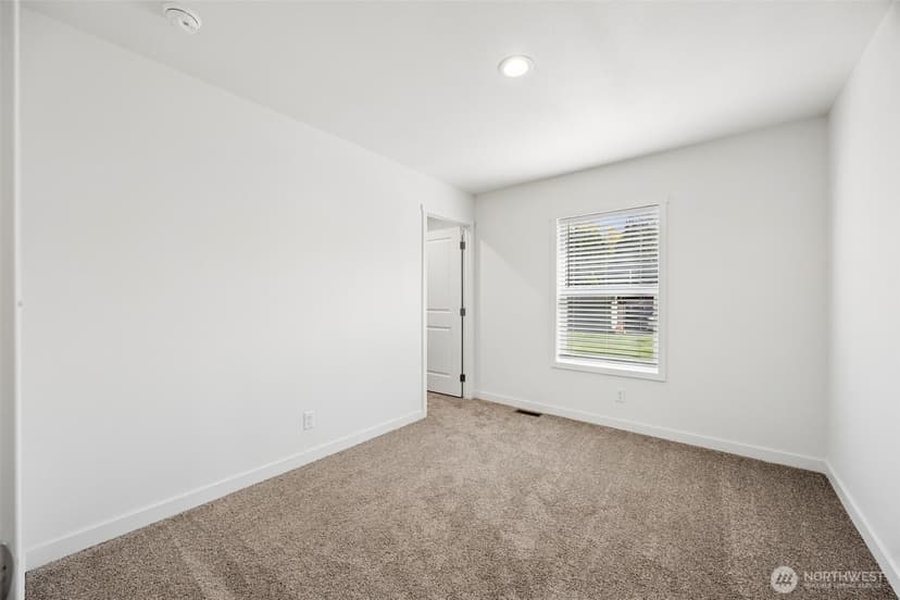 Property photo for 11510 E Riverside Drive #27, Bothell photo 19