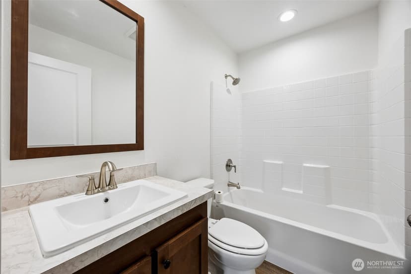 Property photo for 11510 E Riverside Drive #27, Bothell photo 21