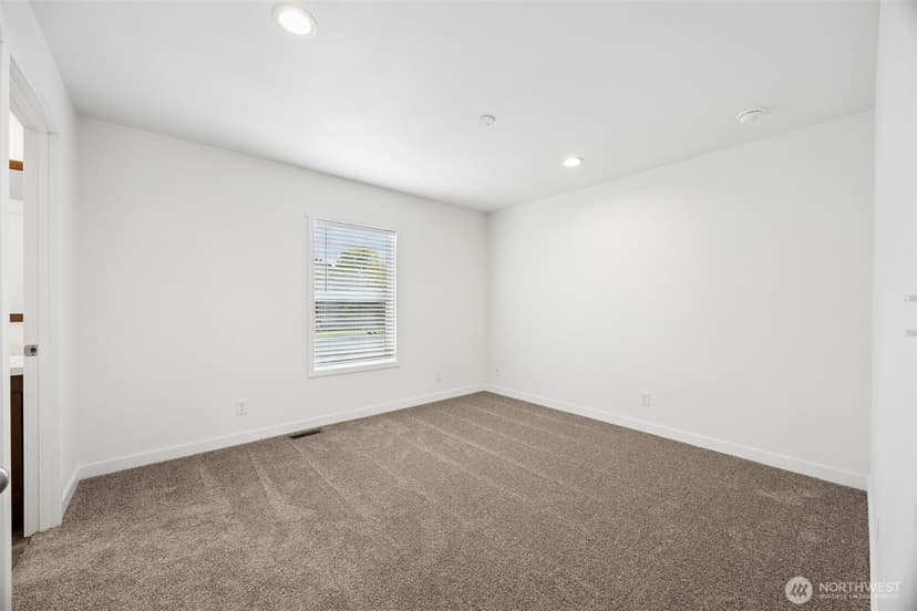 Property photo for 11510 E Riverside Drive #27, Bothell photo 12