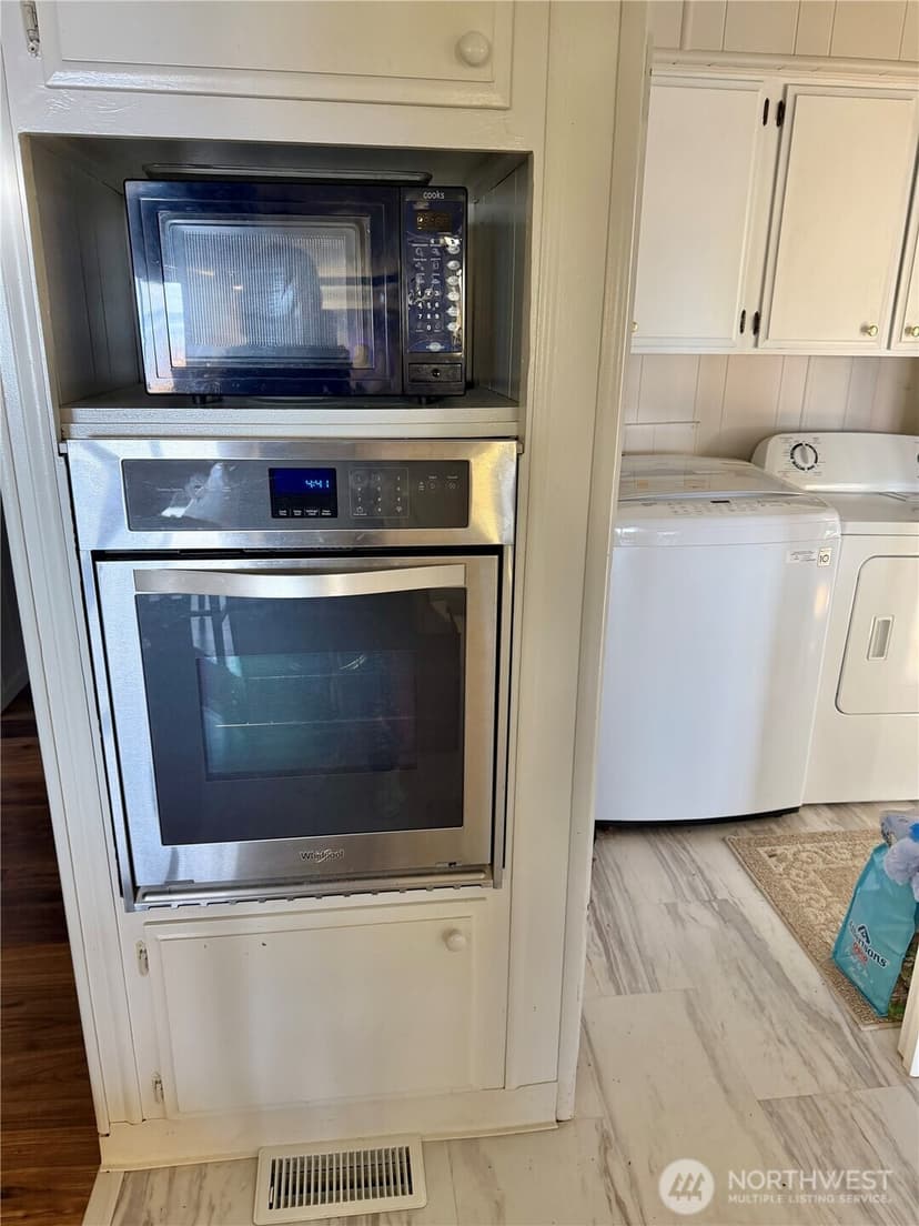 Property photo for 29020 1st Avenue S #17, Des Moines photo 9