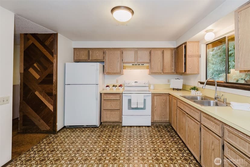 Property photo for 3500 NW 18th Street, Bremerton photo 21