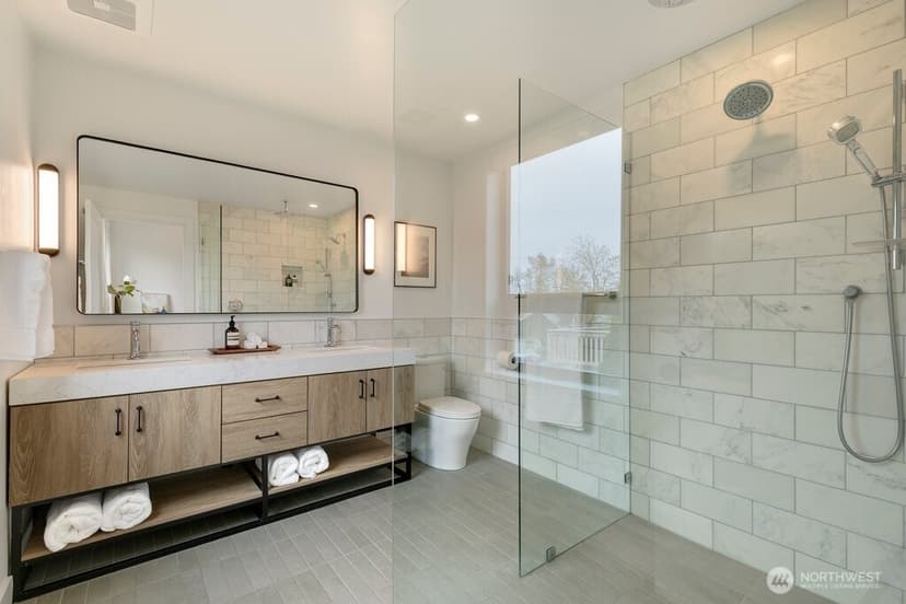 Property photo for 7421 Bagley Avenue N, Seattle photo 19