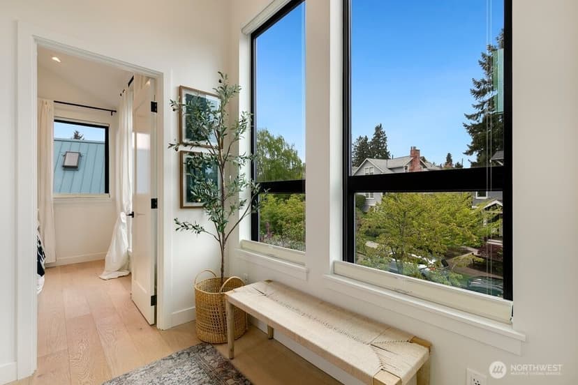 Property photo for 7421 Bagley Avenue N, Seattle photo 15