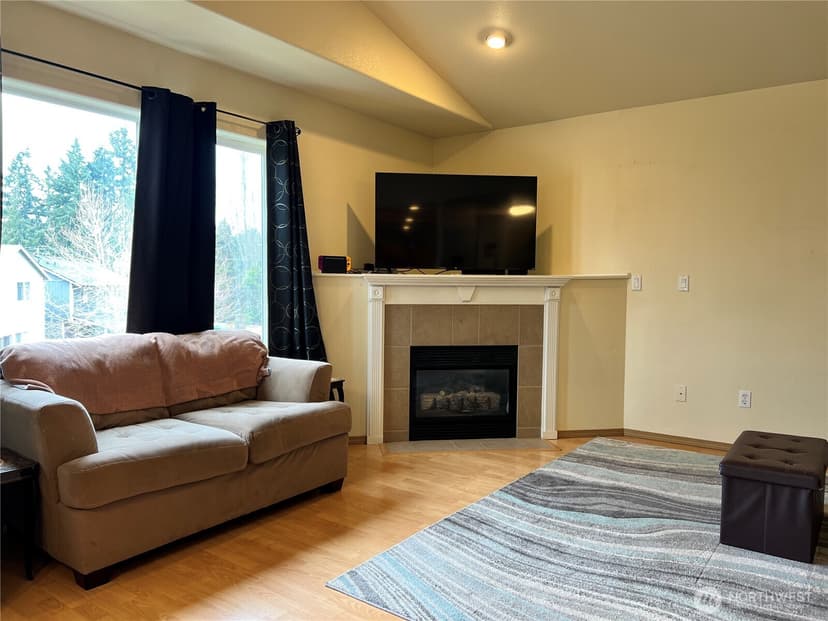 Property photo for 16008 89th Avenue E, Puyallup photo 5