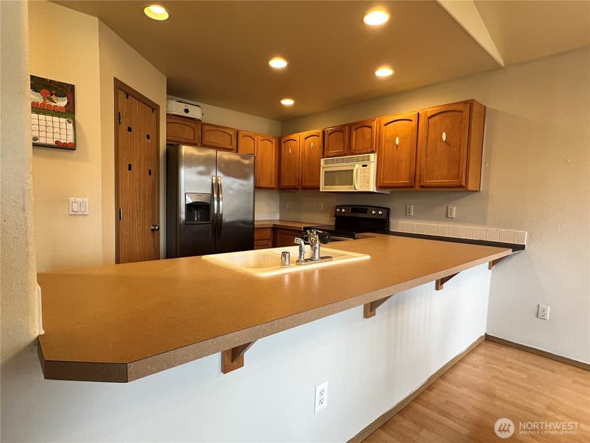 Property photo for 16008 89th Avenue E, Puyallup photo 3