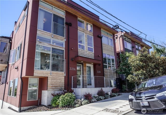 Property photo for 321 W Olympic Place #A, Seattle photo 4