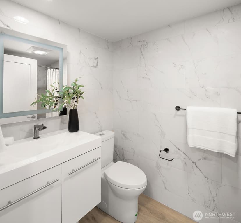 Property photo for 1100 106th Avenue NE #611, Bellevue photo 13