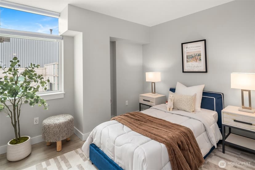 Property photo for 1100 106th Avenue NE #611, Bellevue photo 12