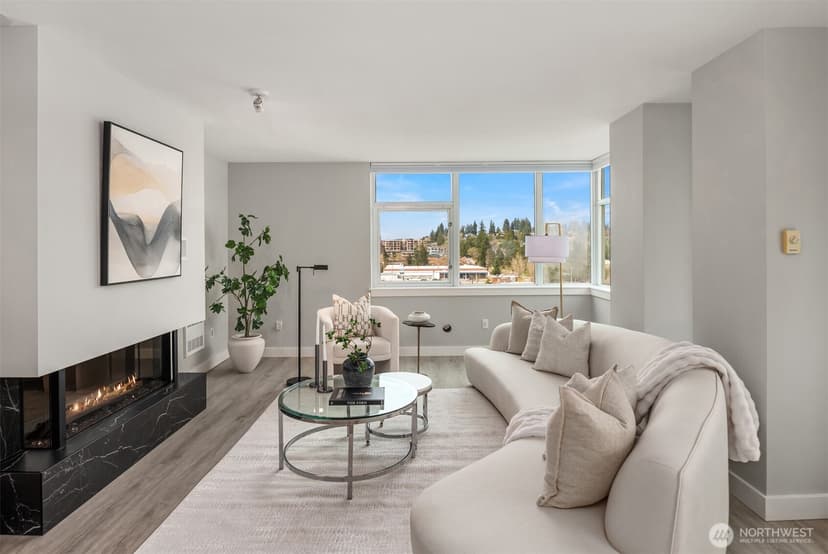 Property photo for 1100 106th Avenue NE #611, Bellevue photo 2