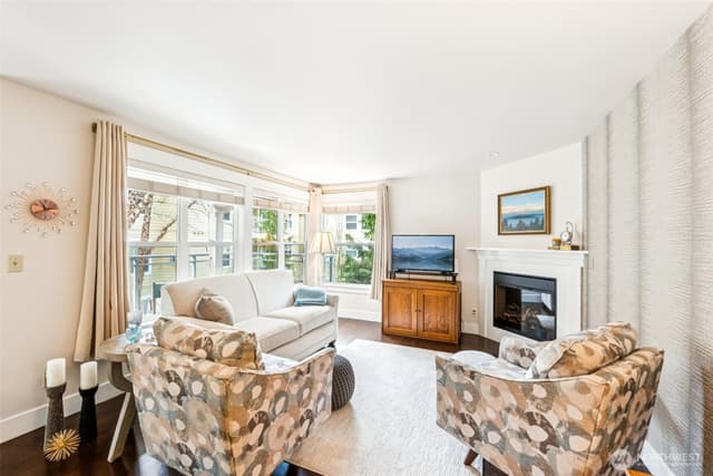 Property photo for 22910 90th Avenue W #B201, Edmonds photo 4