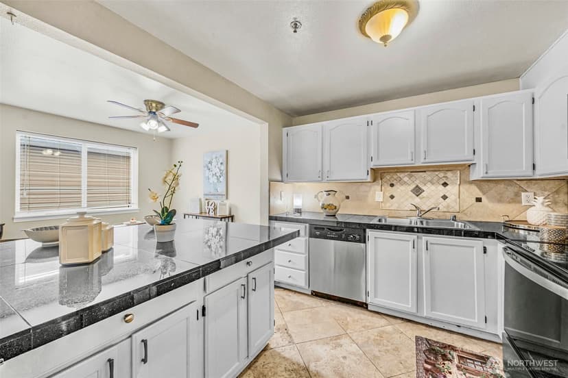 Property photo for 1001 W Casino Road #B101, Everett photo 7