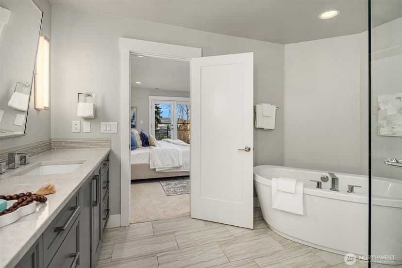 Property photo for 222 8th Avenue, Kirkland photo 18