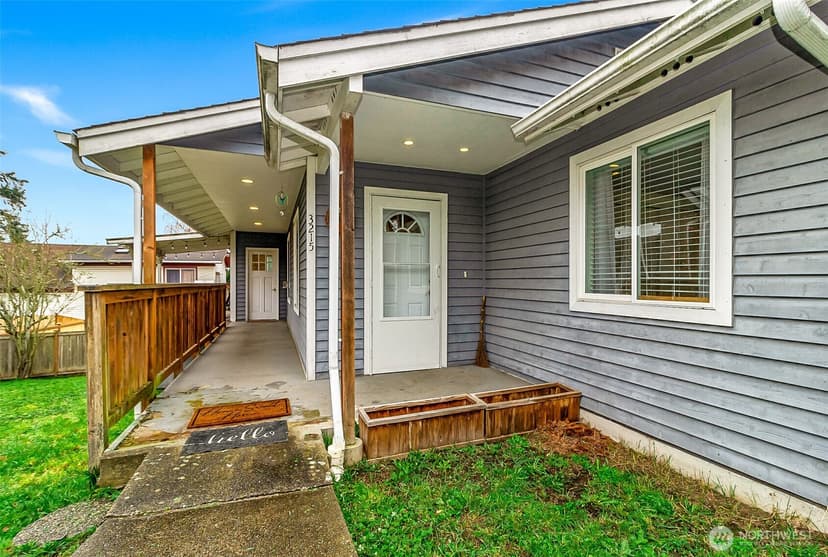 Property photo for 3215 19th Street, Everett photo 2