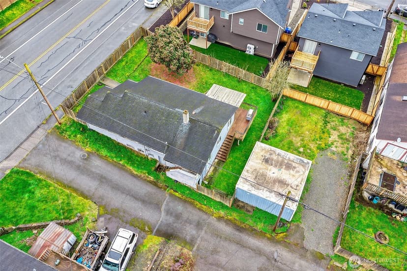 Property photo for 3215 19th Street, Everett photo 37