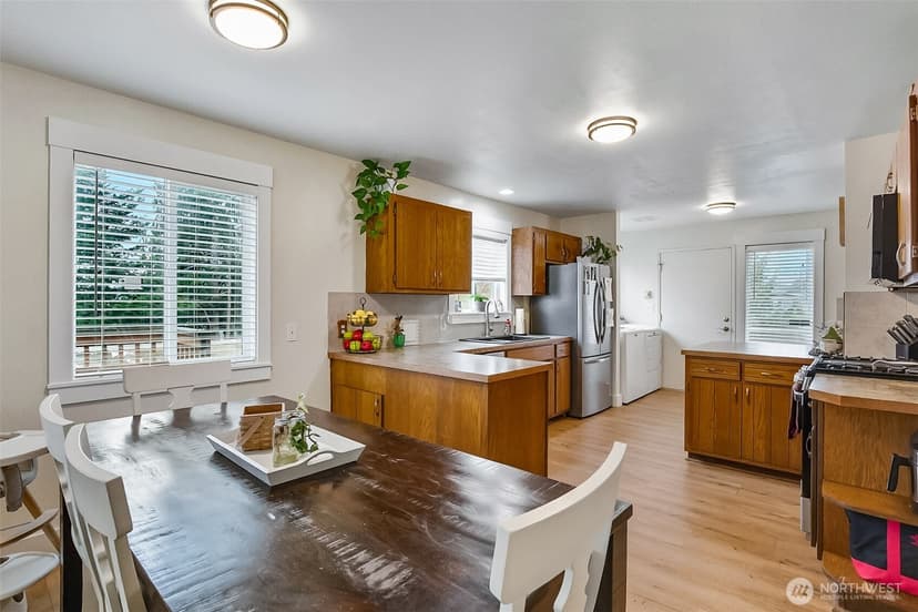 Property photo for 3215 19th Street, Everett photo 19