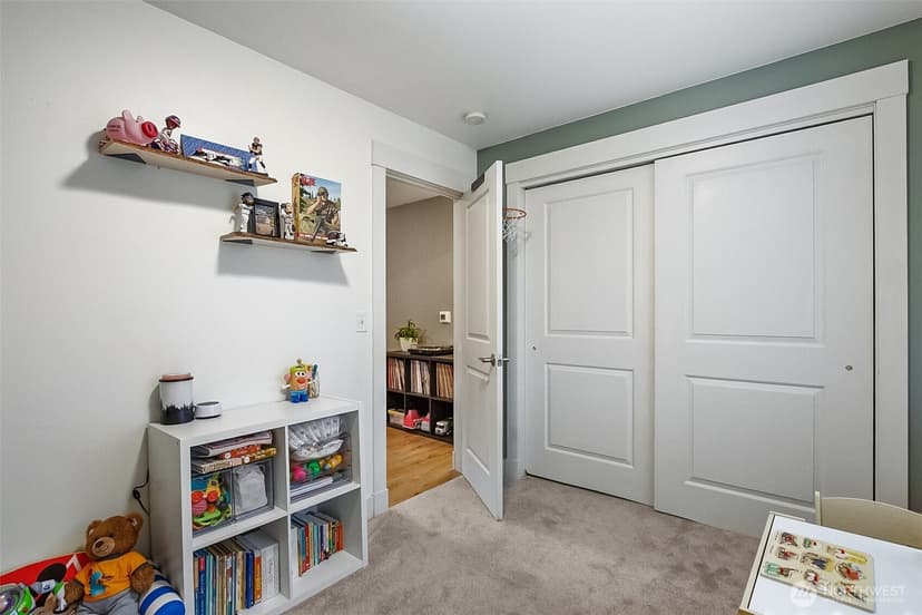 Property photo for 3215 19th Street, Everett photo 17