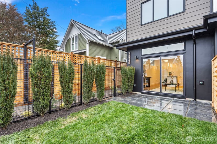 Property photo for 7336 27th Avenue NW #B, Seattle photo 7