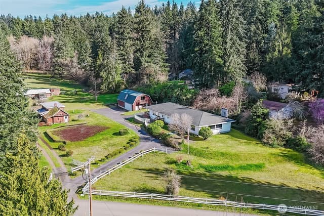 Property photo for 191 NE McWilliams Court, Bremerton photo 2