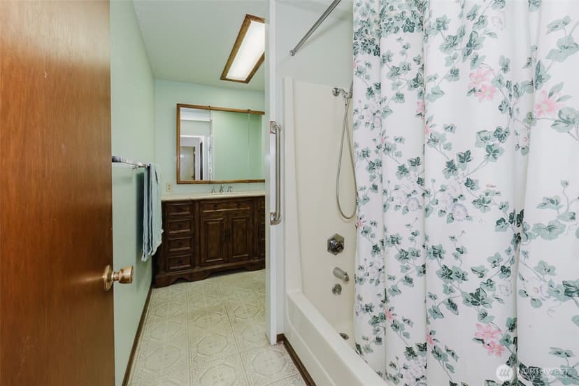 Property photo for 191 NE McWilliams Court, Bremerton photo 22