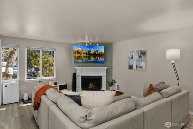 Property photo for 20318 Bothell Everett Hwy #A101, Bothell photo 3