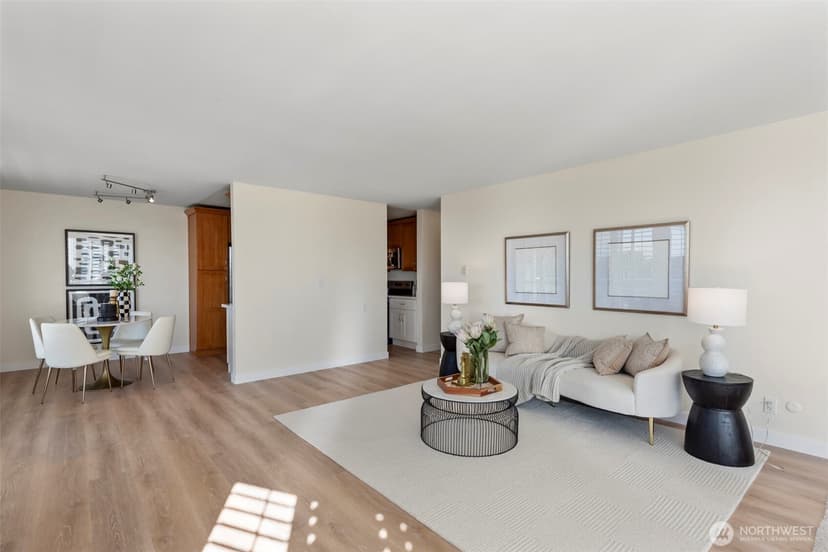 Property photo for 500 W Olympic Place #203, Seattle photo 6