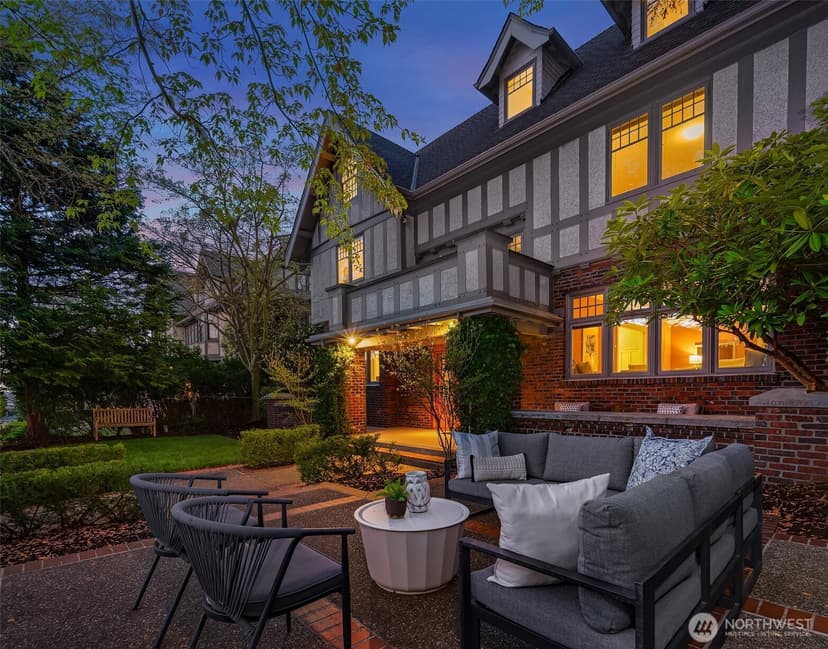 Property photo for 1212 21st Avenue E, Seattle