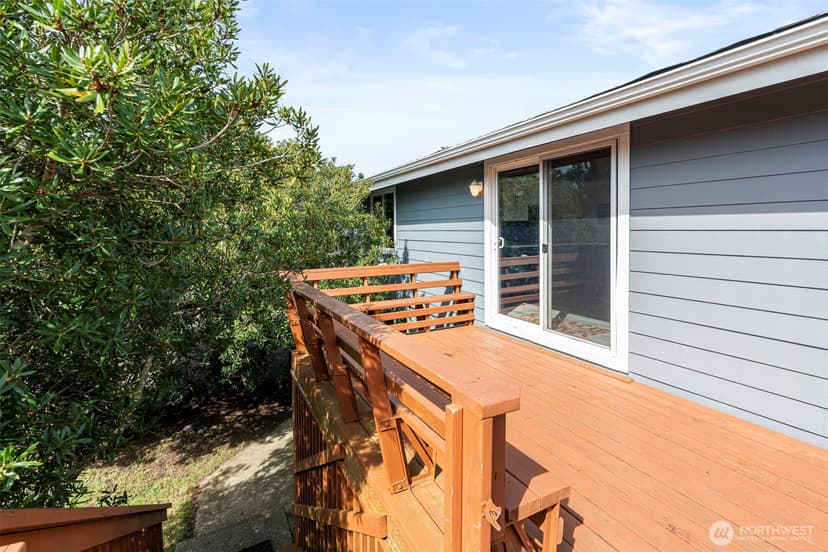Property photo for 326 Harbor View Loop SE, Ocean Shores photo 24