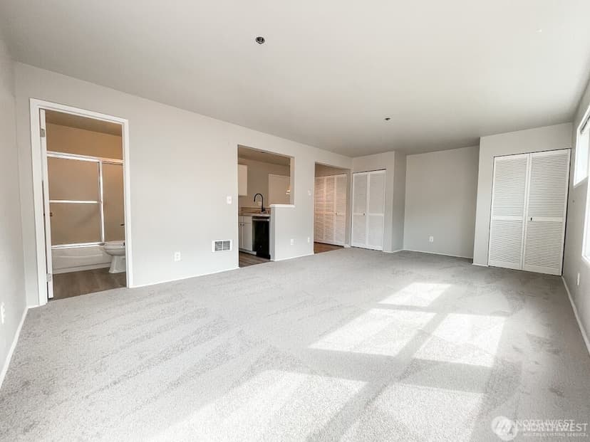 Property photo for 3429 Burke Avenue N #23, Seattle photo 32