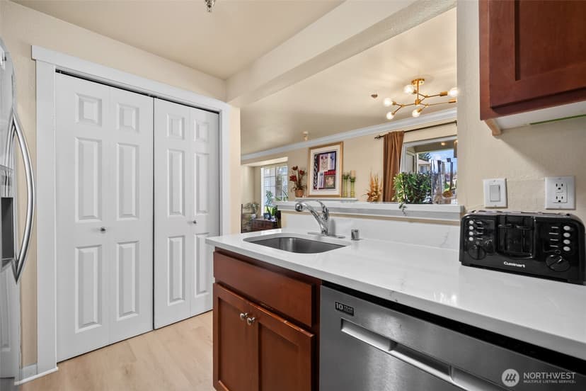 Property photo for 1835 S 286th Lane #R101, Federal Way photo 9