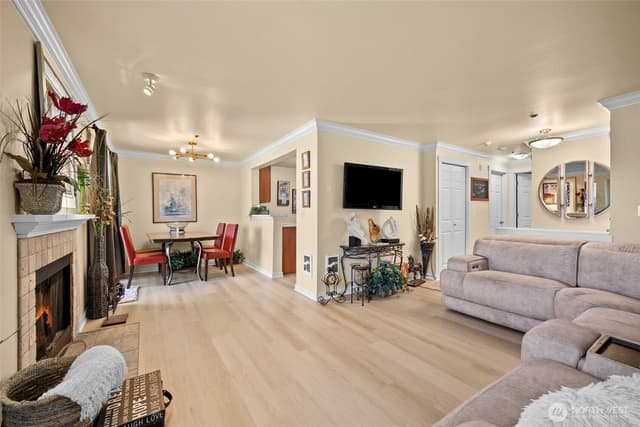 Property photo for 1835 S 286th Lane #R101, Federal Way photo 2