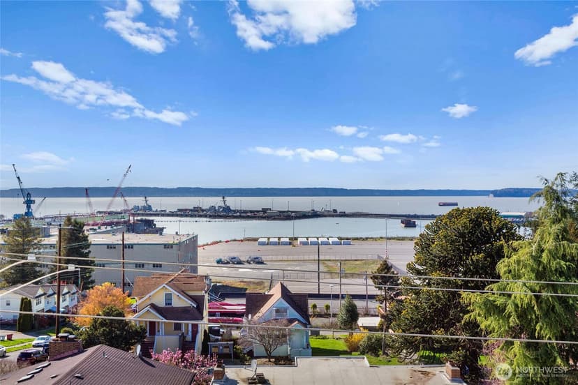 Property photo for 2522 Rucker Avenue #403, Everett