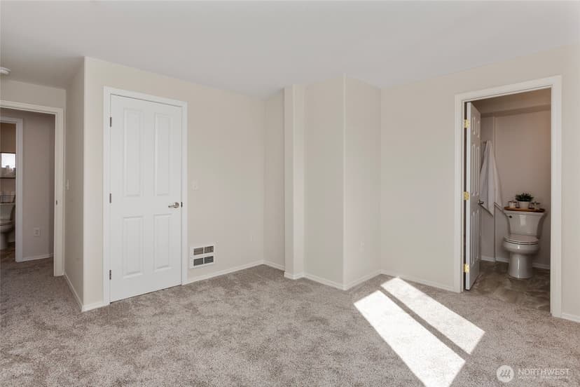 Property photo for 2522 Rucker Avenue #403, Everett photo 12