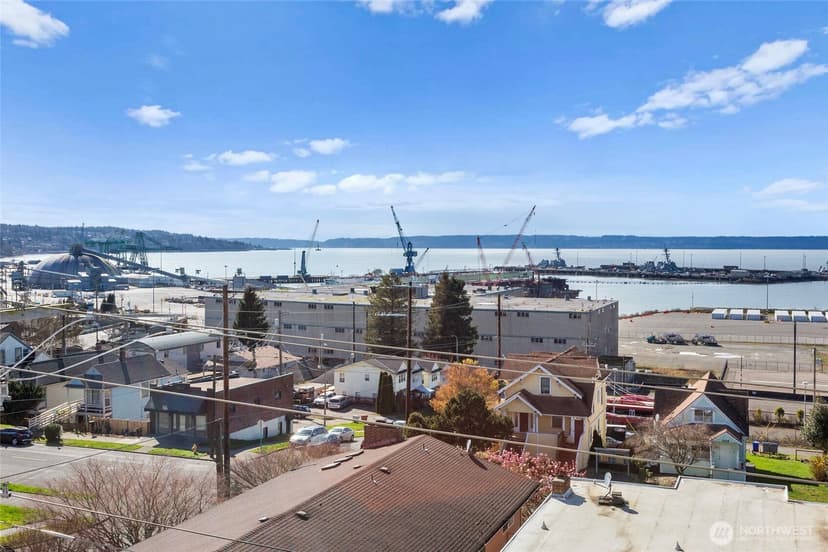 Property photo for 2522 Rucker Avenue #403, Everett photo 18