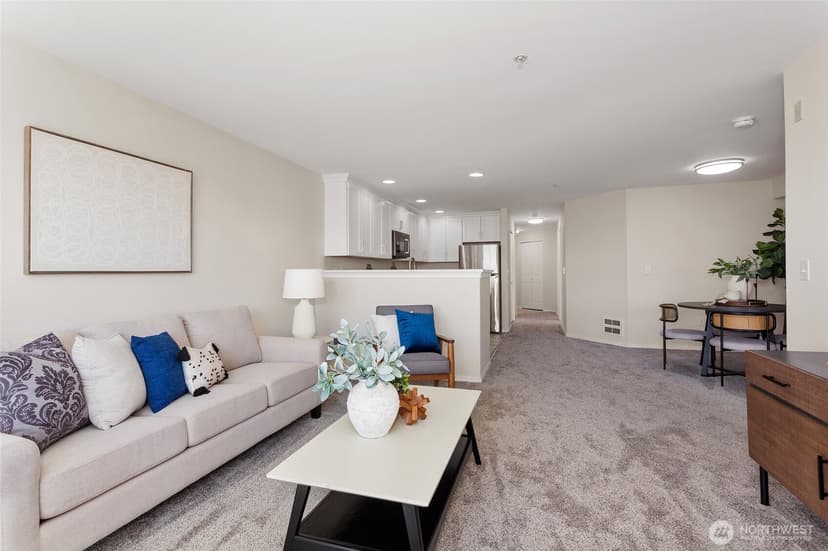 Property photo for 2522 Rucker Avenue #403, Everett photo 6