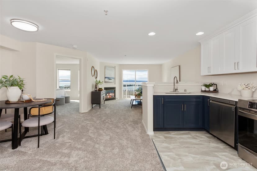 Property photo for 2522 Rucker Avenue #403, Everett photo 2
