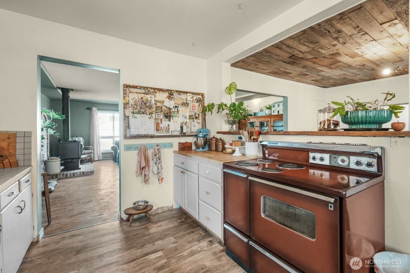 Property photo for 4008 118th Street E, Tacoma photo 11