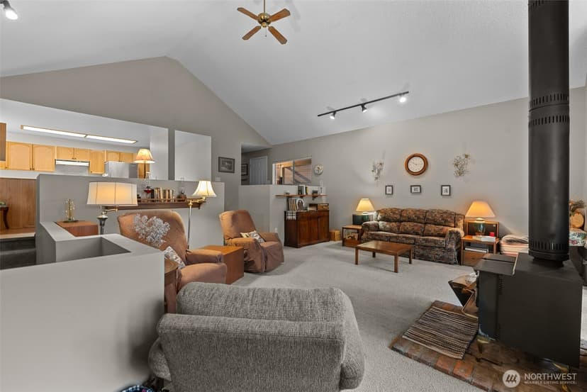 Property photo for 17890 North Shore Drive, Leavenworth photo 13