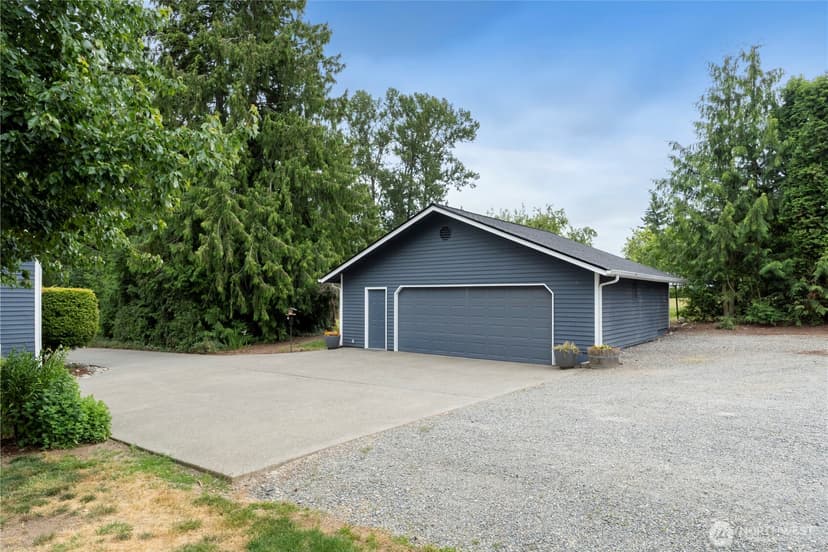 Property photo for 23305 98th Avenue S, Kent photo 24