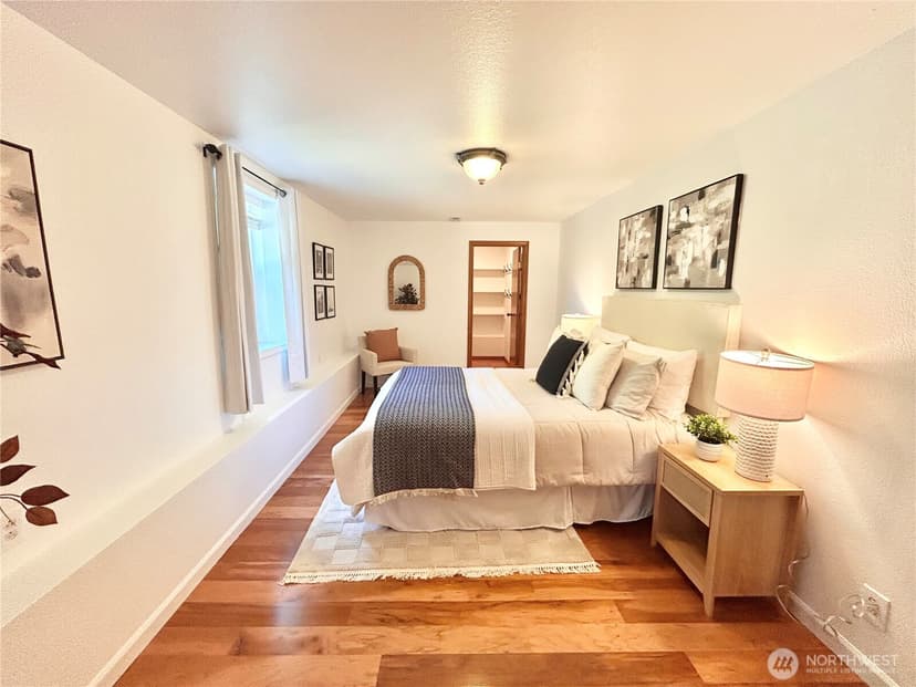 Property photo for 23305 98th Avenue S, Kent photo 16