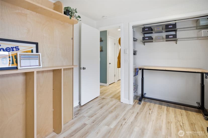 Property photo for 5642 California Avenue SW #3, Seattle photo 21